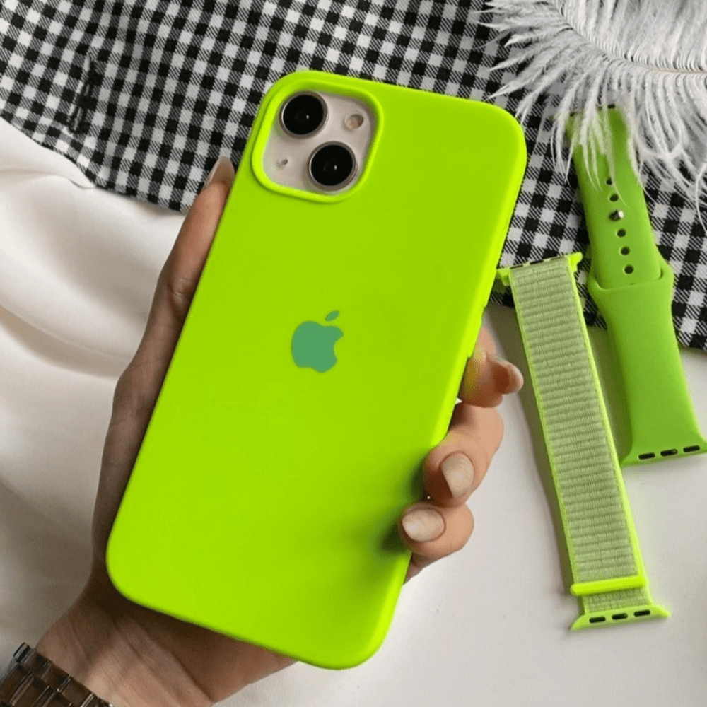 iPhone 14 Series Liquid Silicone Case Cover Neon Green