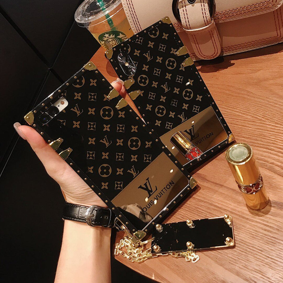iPhone 16 Luxury Branded Phone case with Chain