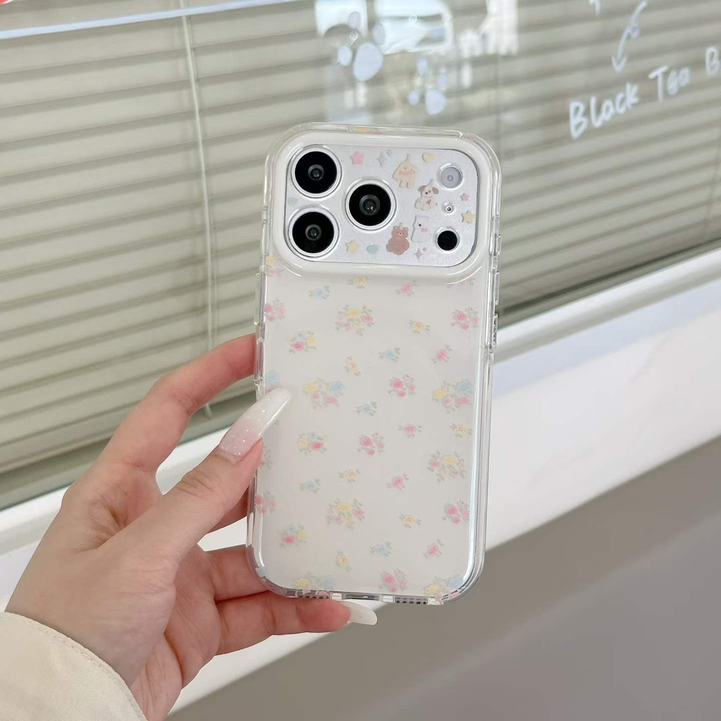 ASTHETIC FLOWER GARDEN IPHONE CASE