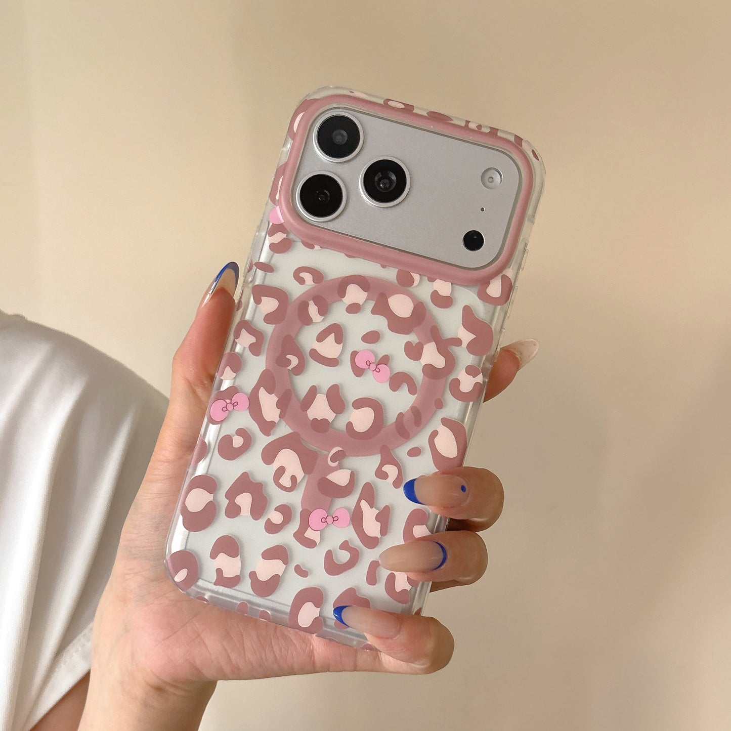 LEOPARD BOW MAGSAFE WORKING IPHONE CASE